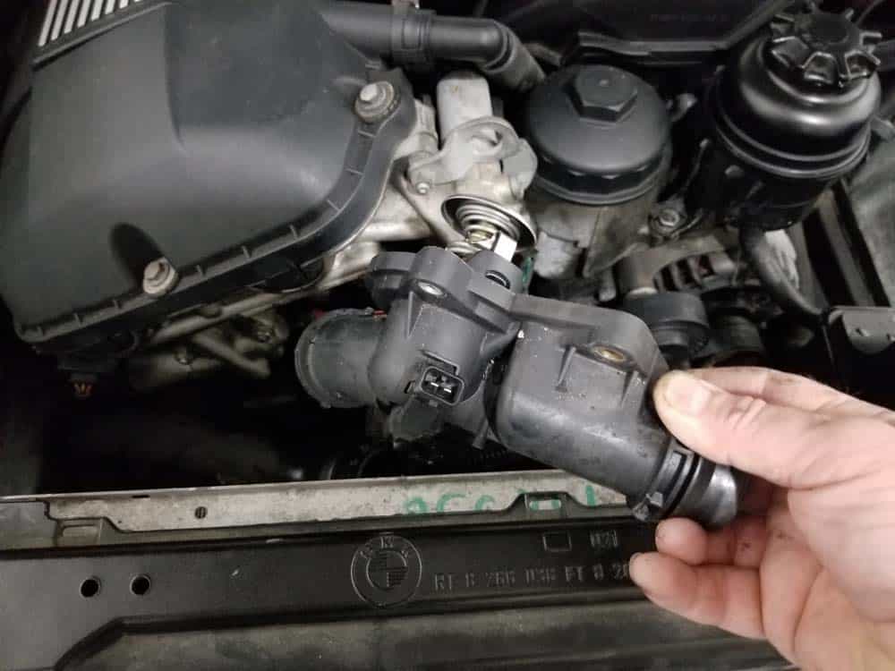 See B2027 repair manual